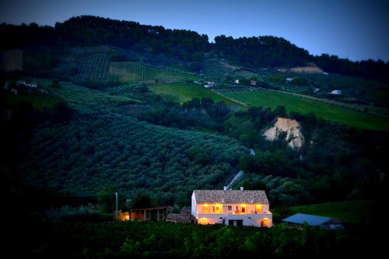 B&B Casale Fonte Vecchia Monteprandone Exterior foto